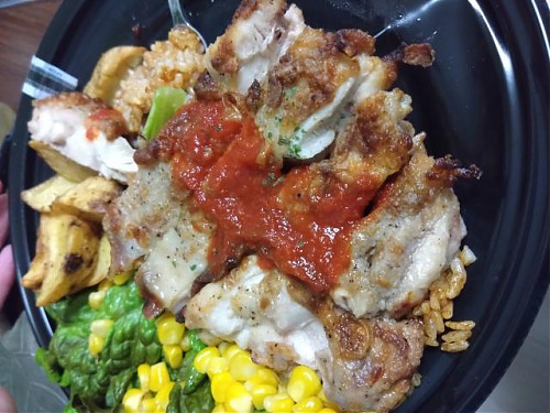 日曜も出勤しますー